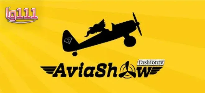 Tampilan antarmuka permainan Aviashow yang menampilkan pesawat sedang lepas landas dengan pengganda yang meningkat.